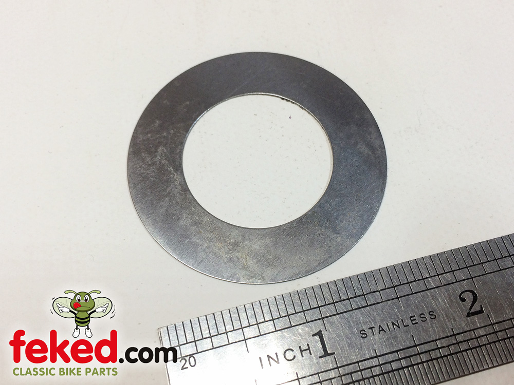 Triumph rear hub retainer bearing washer seal 37-1654 UK Made