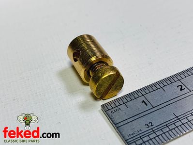 Barrel type solderless cable nipple