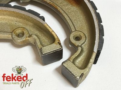 Grooved Rear Brake Shoes - Ossa 125/250cc Cross, Fuego, Super Pioneer and Phantom - 150mm x 30mm