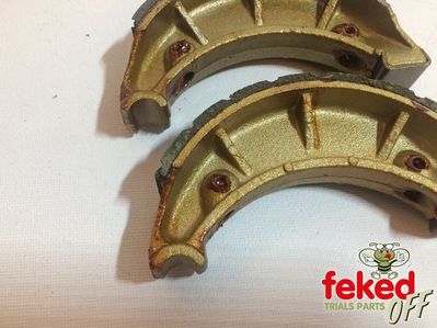 Grooved Front Brake Shoes - Ossa TR80 Gripper Models From 1981 Onwards