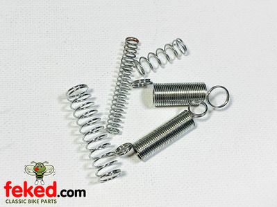 Small Compression and Extension Springs - Assorted Metric Sizes - 200 Pieces