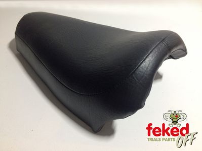 Ossa Gripper Seat With Fitting Kit - Later Models Circa 1980 Onwards