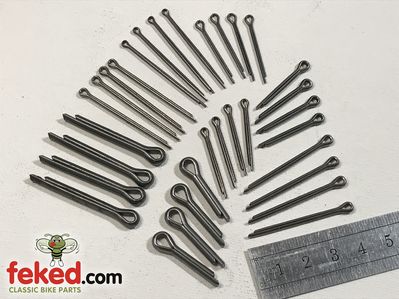Assorted Metric Split Cotter Pins - 1.6mm, 2mm, 2.5mm and 4mm - 32 Pieces