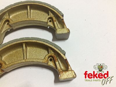 Grooved Front Brake Shoes - Montesa Cota, MH and Trial Models From 1983 Onwards - 125mm x 28mm